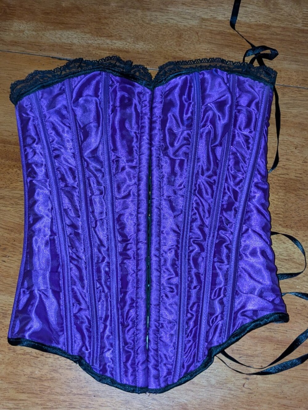 VTG Frederick’s of Hollywood Purple Black Lace Corset 32